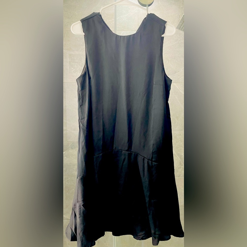 Women’s 41 Hawthorn Frannie Flounce Dress - Size: Medium.  BNWT